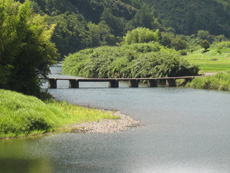 一斗俵沈下橋